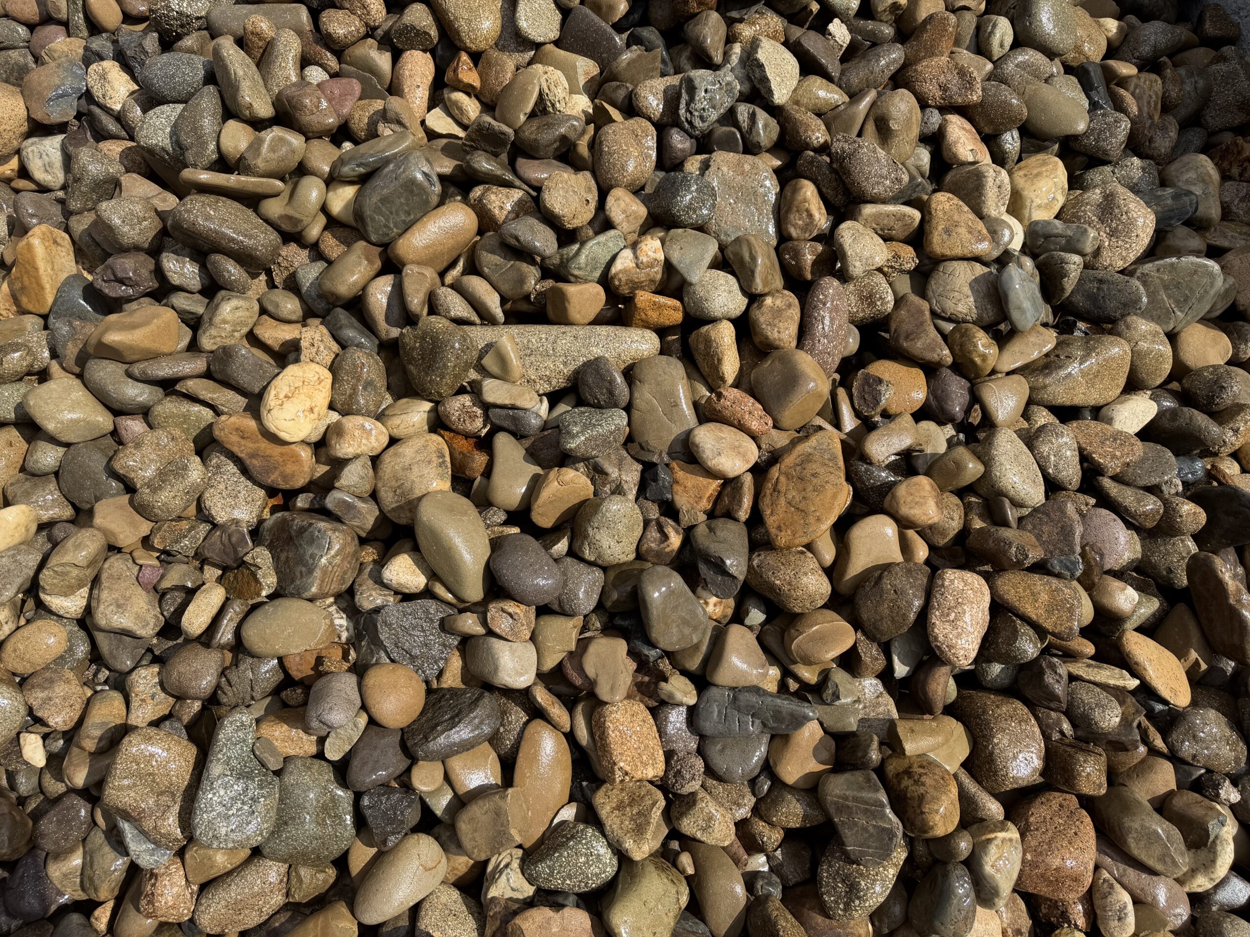 Rusted Cobble - 2" Minus-image